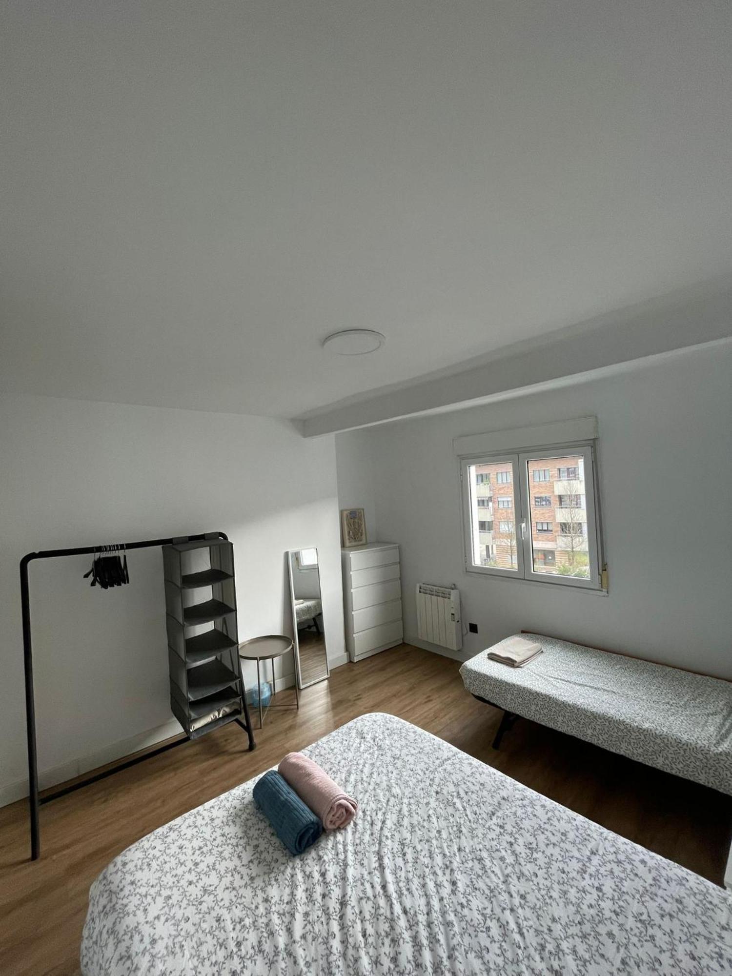 Cozy Apartment 6' From San Sebastian + Parking Usurbil Ngoại thất bức ảnh